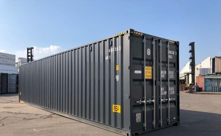 12 Metre 40ft (N$ 45000)
